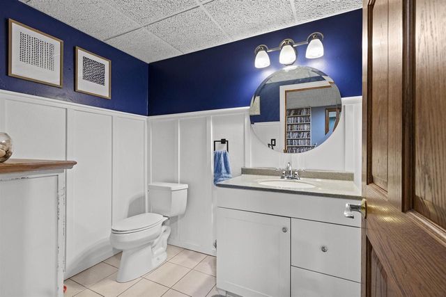 2500 MANITOWOC ROAD, Green Bay, WI 54311