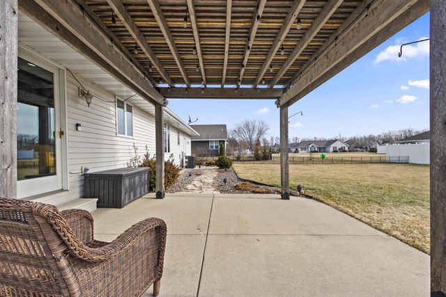 2500 MANITOWOC ROAD, Green Bay, WI 54311