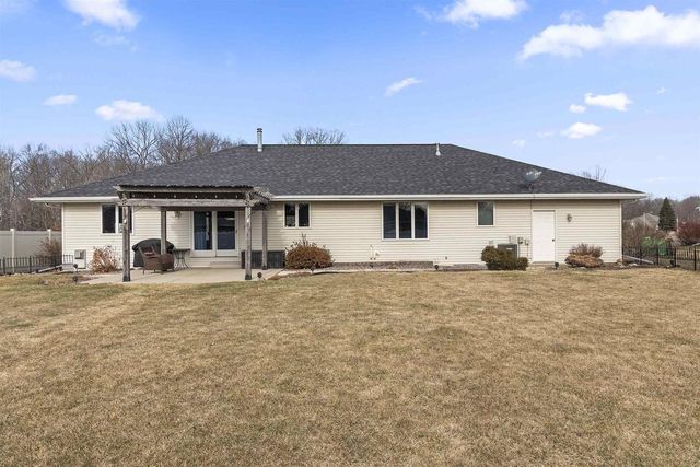 2500 MANITOWOC ROAD, Green Bay, WI 54311