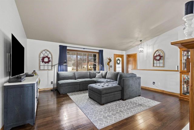 2500 MANITOWOC ROAD, Green Bay, WI 54311