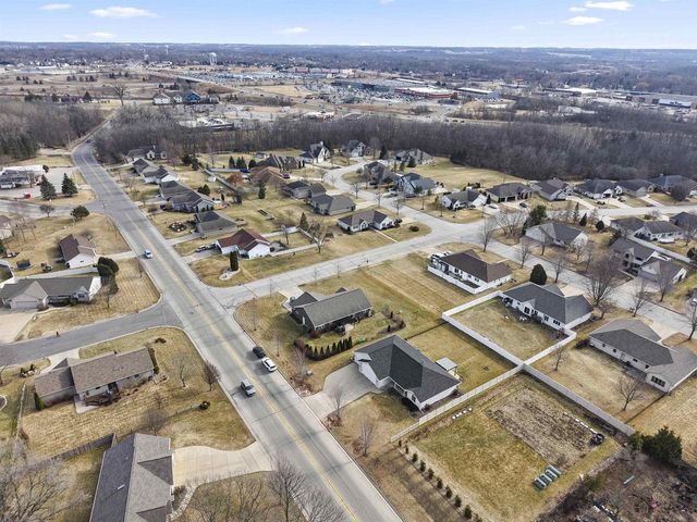 2500 MANITOWOC ROAD, Green Bay, WI 54311