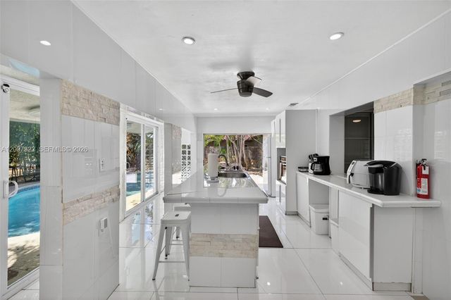 5451 NE 22nd Ave, Fort Lauderdale, FL 33308
