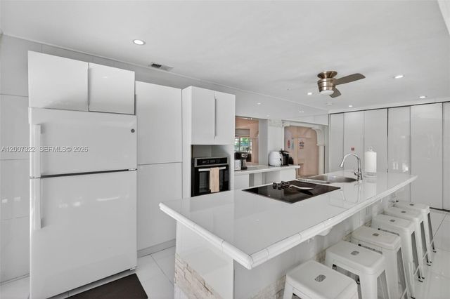 5451 NE 22nd Ave, Fort Lauderdale, FL 33308