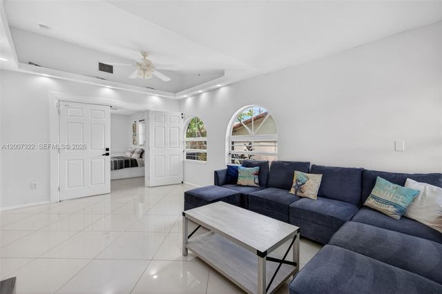 5451 NE 22nd Ave, Fort Lauderdale, FL 33308