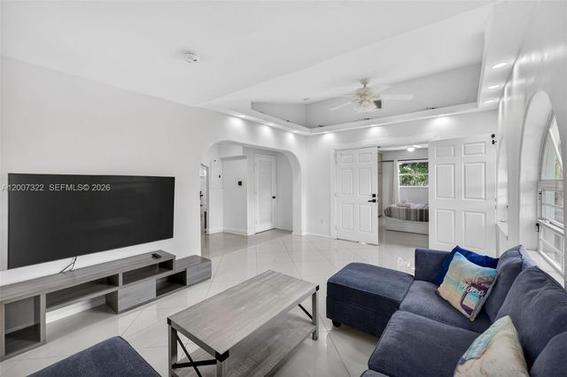 5451 NE 22nd Ave, Fort Lauderdale, FL 33308
