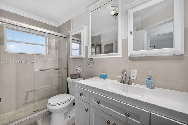 5451 NE 22nd Ave, Fort Lauderdale, FL 33308