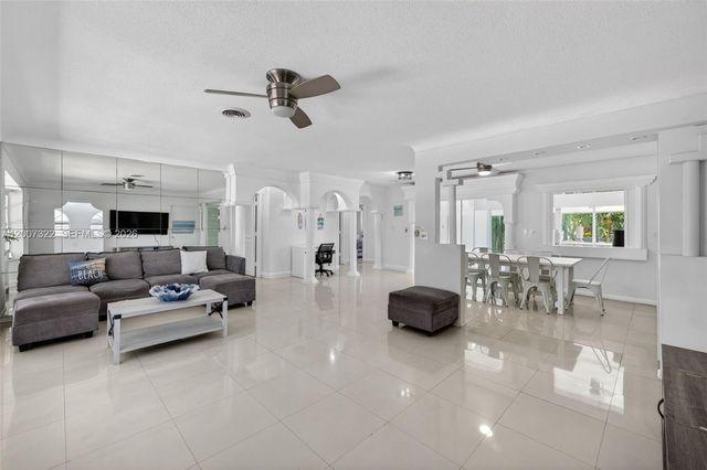 5451 NE 22nd Ave, Fort Lauderdale, FL 33308