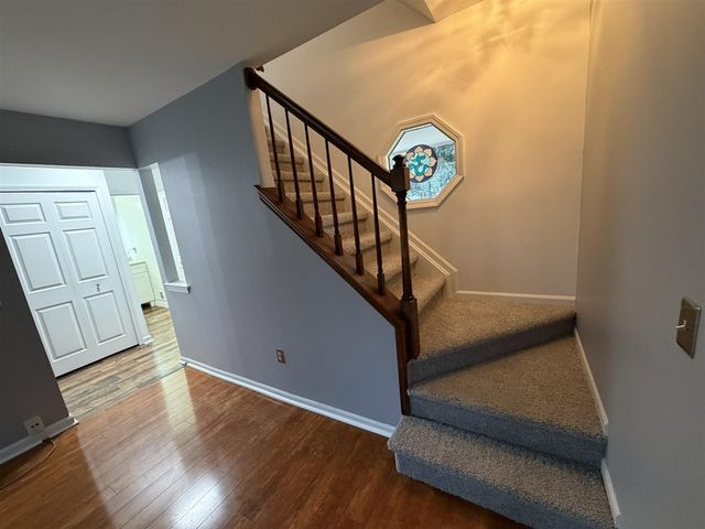 7471 N Kingston Court, Westland, MI 48185