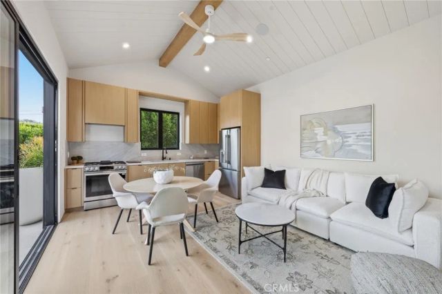 4447 Matilija, Sherman Oaks, CA 91423