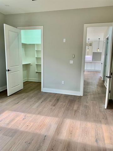 26 Lefever Lane, Little Rock, AR 72227