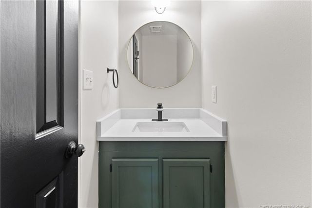 6490 Windy Creek Way, Fayetteville, NC 28306