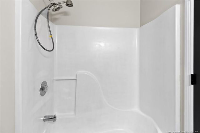 6490 Windy Creek Way, Fayetteville, NC 28306