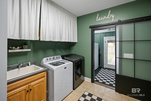15558 Hidden Oak Trail, Foley, AL 36535