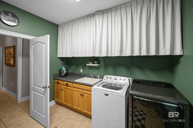 15558 Hidden Oak Trail, Foley, AL 36535