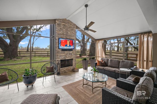 15558 Hidden Oak Trail, Foley, AL 36535