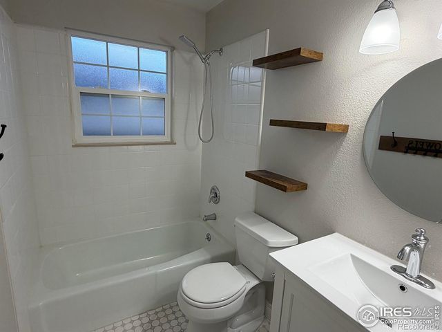 2814 W 22nd St Rd, Greeley, CO 80634