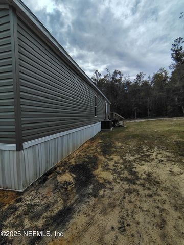 191 KAY Street, Interlachen, FL 32148