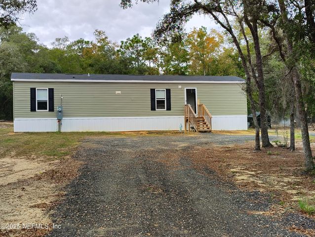 191 KAY Street, Interlachen, FL 32148