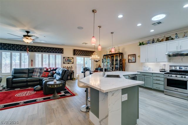 2409 Great Auk Avenue, North Las Vegas, NV 89084