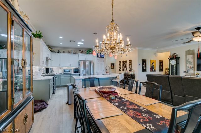 2409 Great Auk Avenue, North Las Vegas, NV 89084