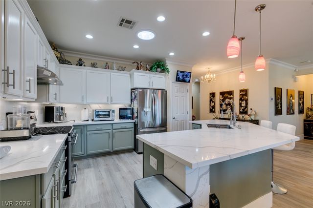 2409 Great Auk Avenue, North Las Vegas, NV 89084