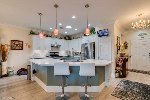 2409 Great Auk Avenue, North Las Vegas, NV 89084