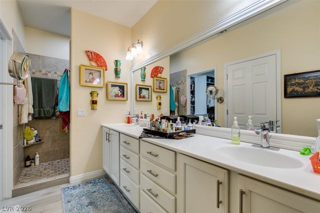 2409 Great Auk Avenue, North Las Vegas, NV 89084