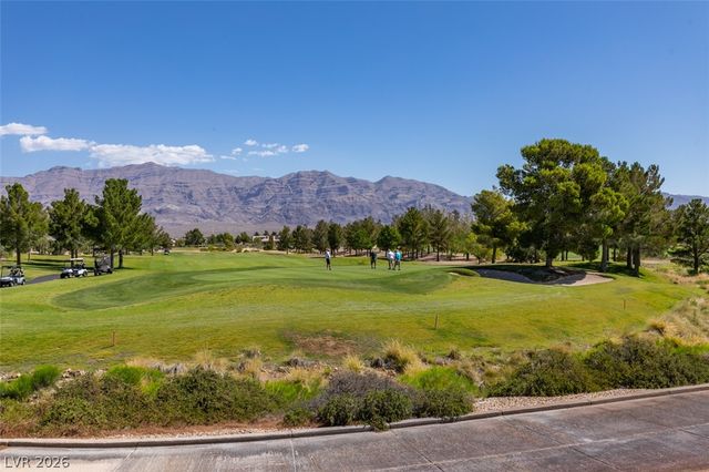 2409 Great Auk Avenue, North Las Vegas, NV 89084