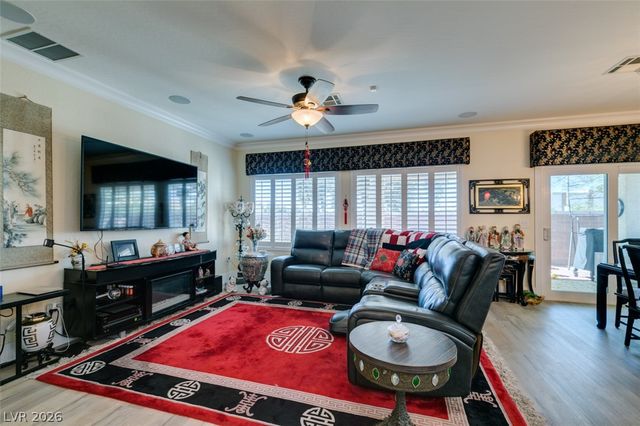 2409 Great Auk Avenue, North Las Vegas, NV 89084