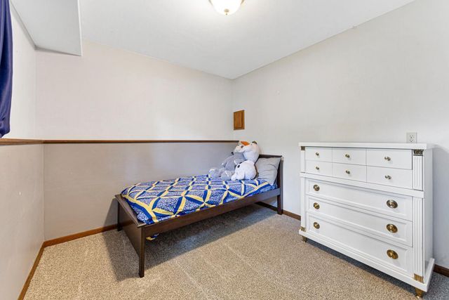 2115 3rd Avenue NE, Owatonna, MN 55060