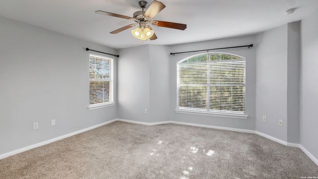 7323 Snowden Rd Apt 3302, San Antonio, TX 78240