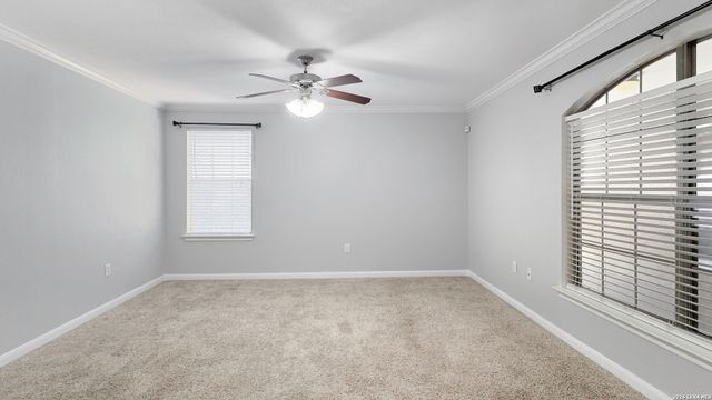 7323 Snowden Rd Apt 3302, San Antonio, TX 78240