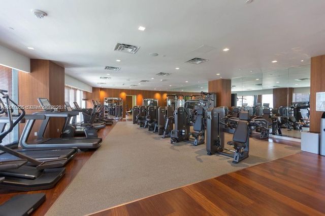 801 S Miami Ave 2510, Miami, FL 33130