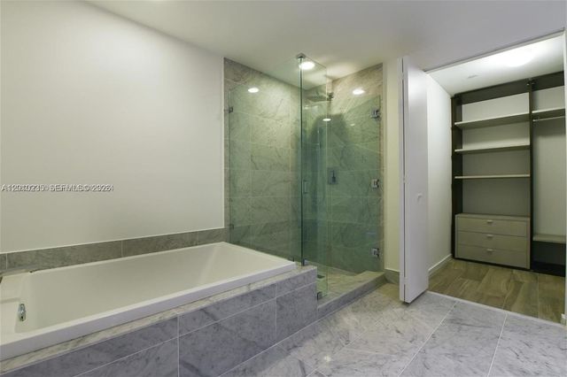 801 S Miami Ave 2510, Miami, FL 33130