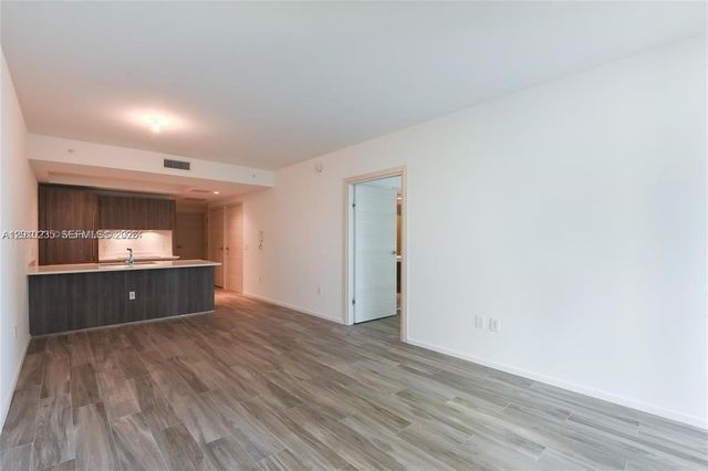 801 S Miami Ave 2510, Miami, FL 33130