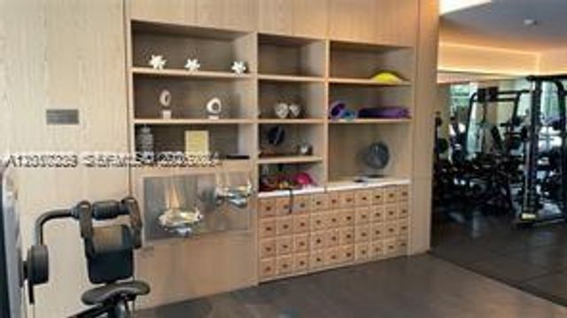 801 S Miami Ave 2510, Miami, FL 33130