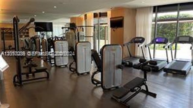 801 S Miami Ave 2510, Miami, FL 33130