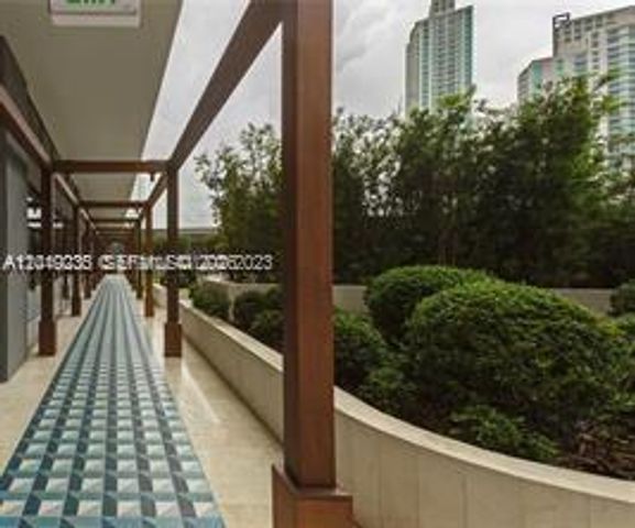 801 S Miami Ave 2510, Miami, FL 33130