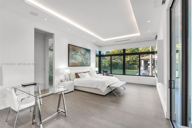 8271 SW 67th St, Miami, FL 33143