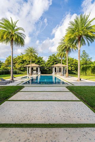 8271 SW 67th St, Miami, FL 33143