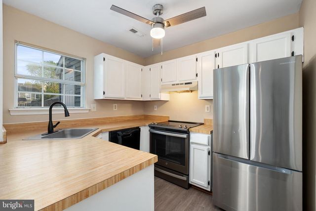 4198 BLUEBIRD DR, Waldorf, MD 20603