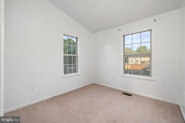 4198 BLUEBIRD DR, Waldorf, MD 20603