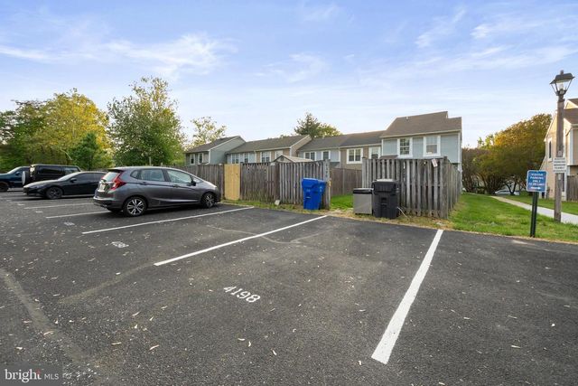 4198 BLUEBIRD DR, Waldorf, MD 20603