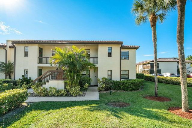 21863 Arriba Real 8-k, Boca Raton, FL 33433