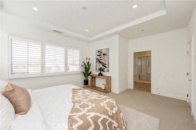 111 Omar, Irvine, CA 92620