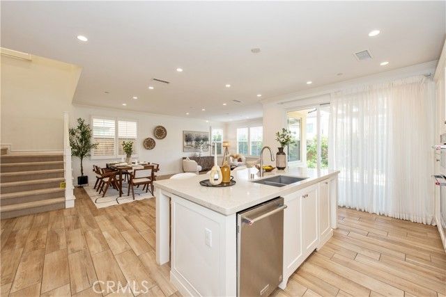 111 Omar, Irvine, CA 92620