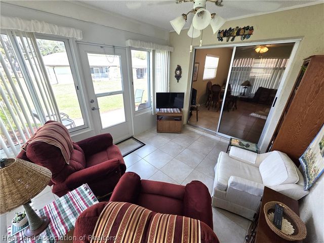 105 Hillcrest Street, Lake Placid, FL 33852