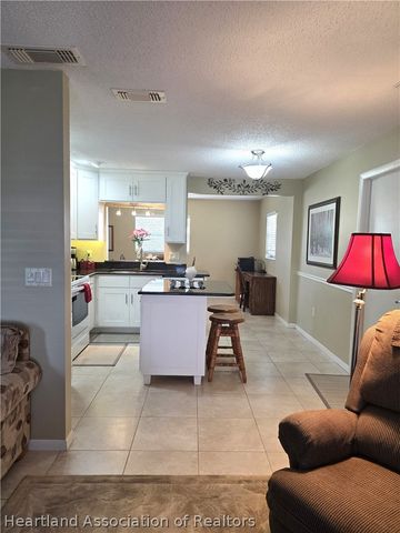 105 Hillcrest Street, Lake Placid, FL 33852