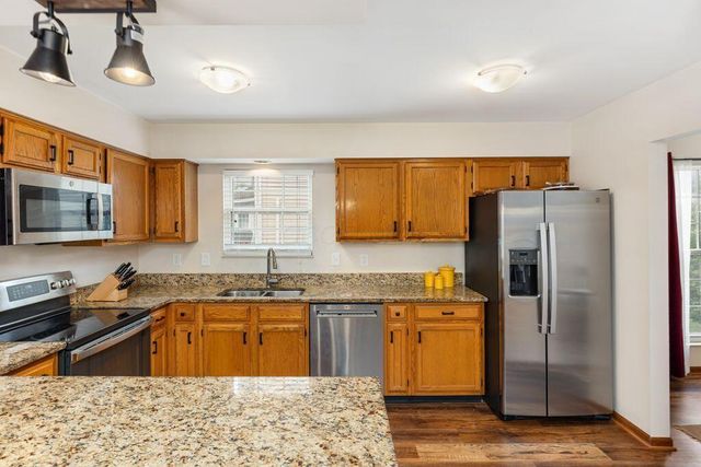 6844 Spruce Pine Drive, Columbus, OH 43235