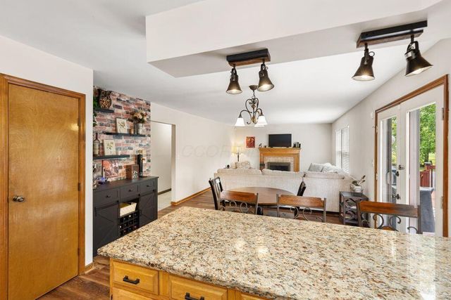 6844 Spruce Pine Drive, Columbus, OH 43235